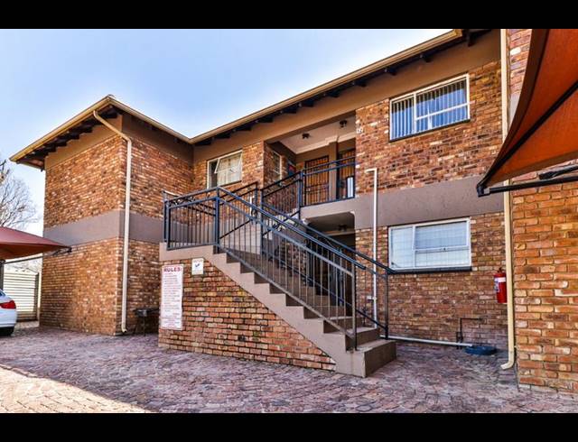 3 BEDROOM PROPERTY TO RENT IN SELECTION PARK